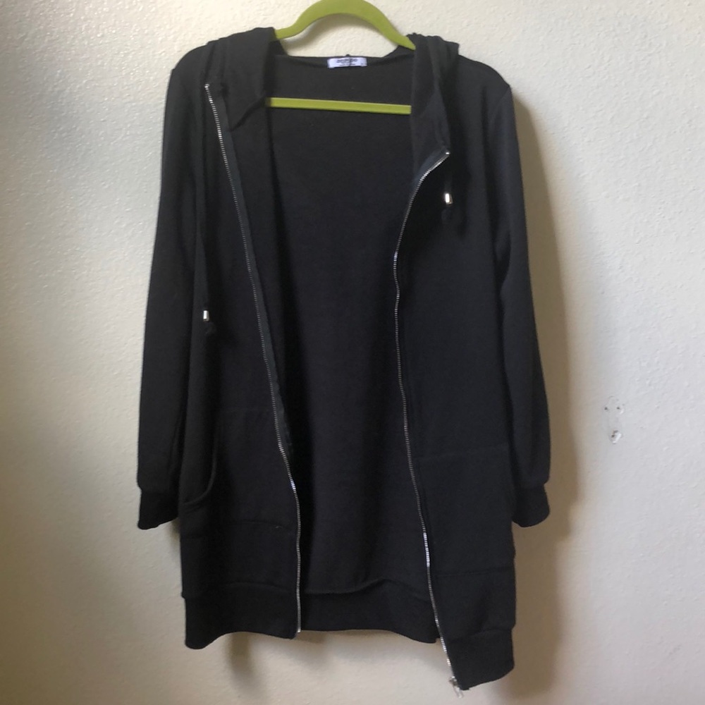Weirdly long plain black hoodie
